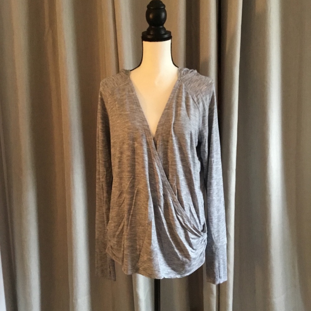 Athleta cross over top.
